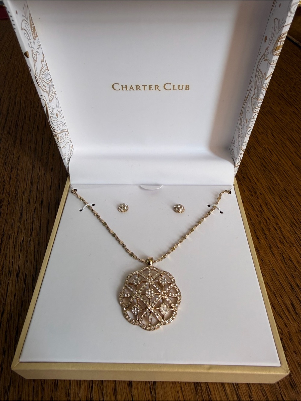 Macy's Charter Club Gold-Tone Filigree Pendant Necklace with Stud Earrings NWT